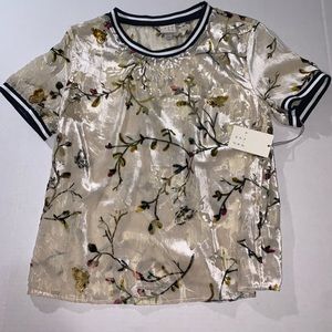 ⭐️NWT a.n.d (a new day) FLORAL BLOUSE